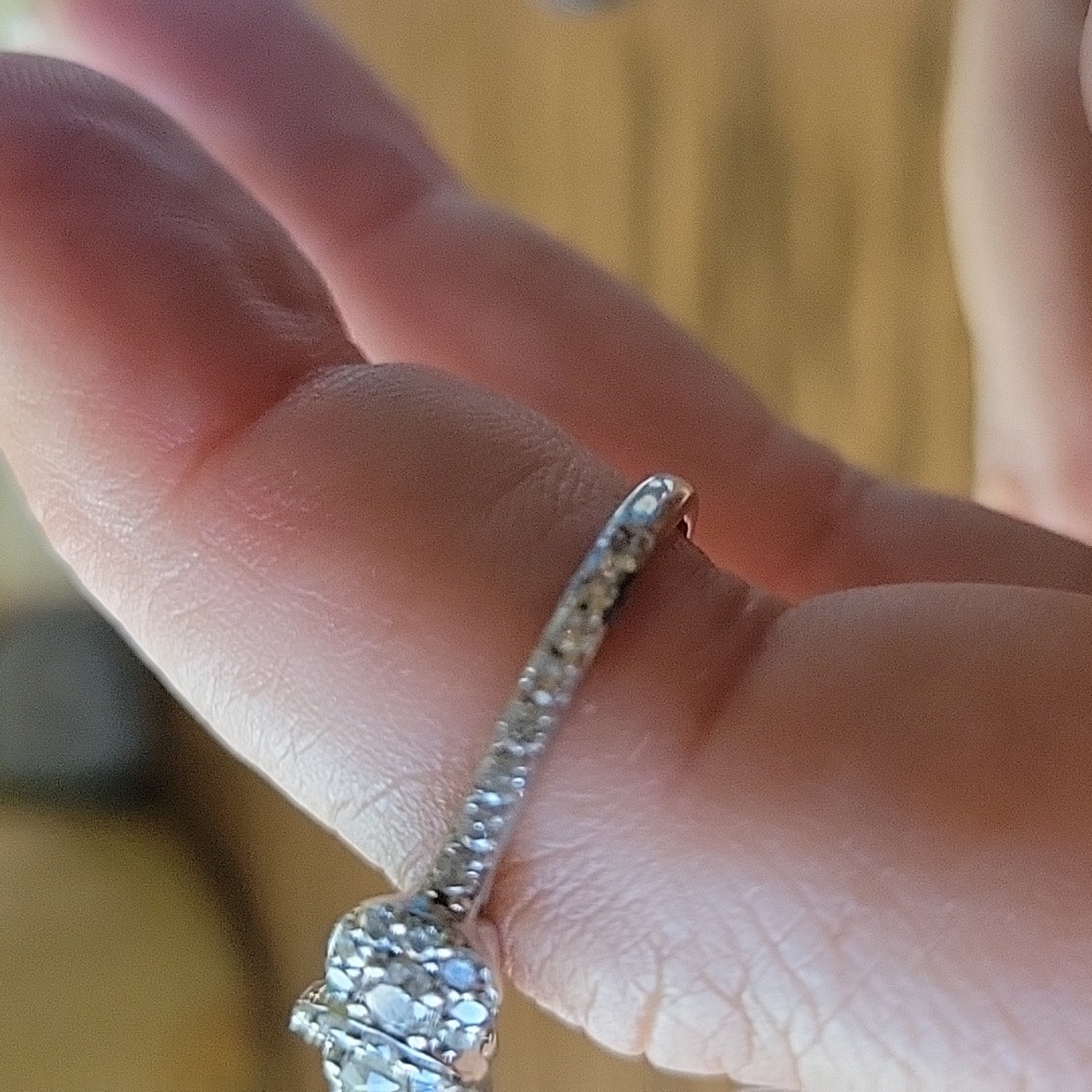Ring - Picture 2 of 3